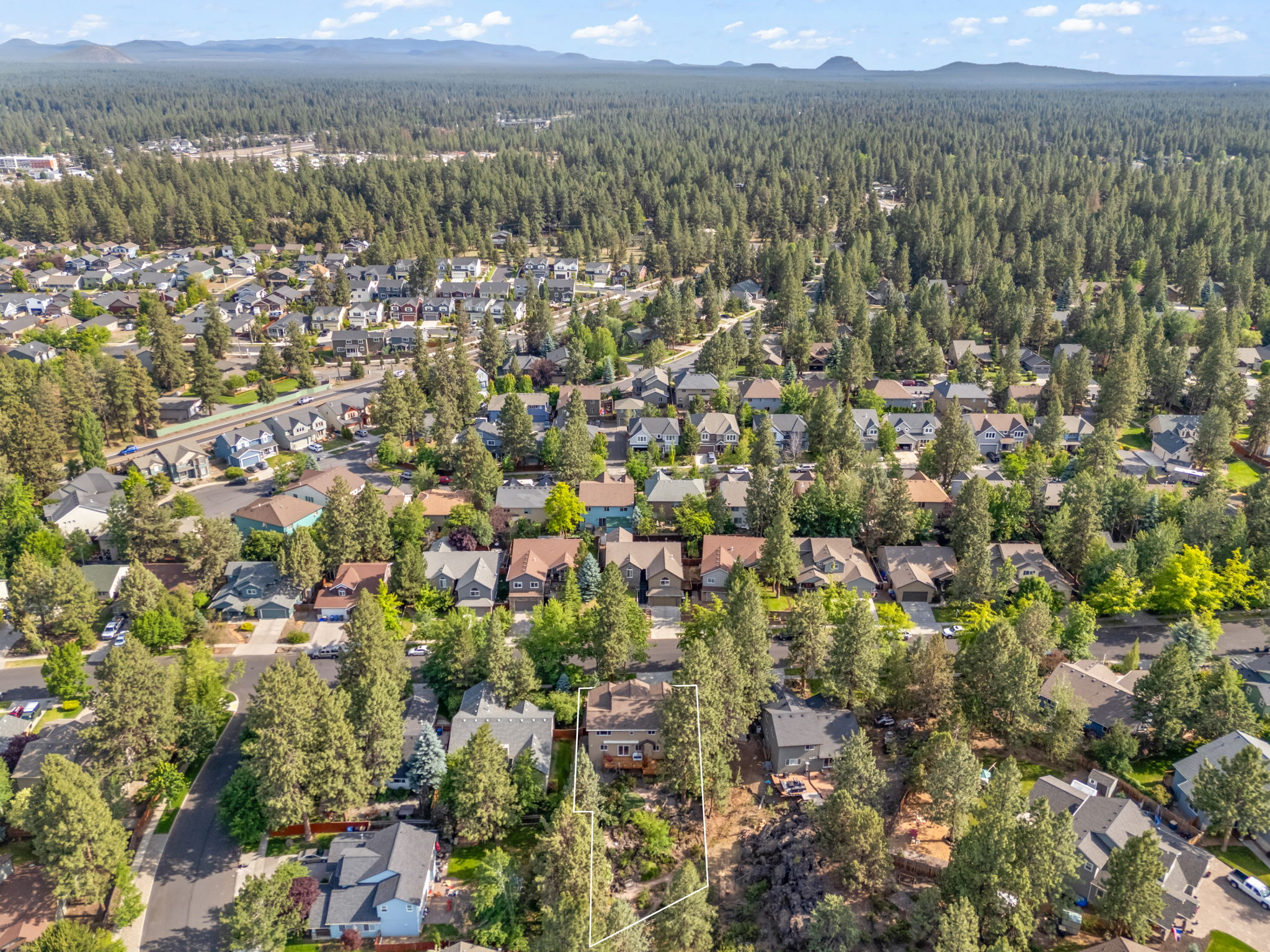 Bend Home Premium Features: Waterfront vs. Mountain View