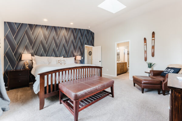 929 NE Lena - Small-14