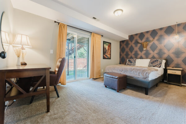 929 NE Lena - Small-20