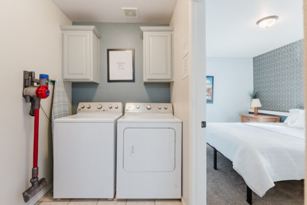 929 NE Lena - Small-23