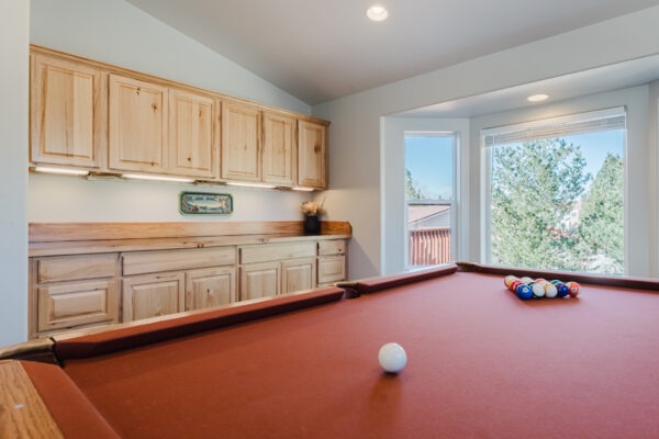 929 NE Lena - Small-25