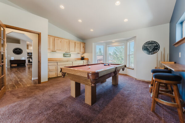 929 NE Lena - Small-26