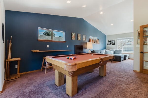 929 NE Lena - Small-31