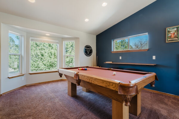 929 NE Lena - Small-32