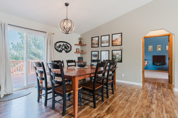 929 NE Lena - Small-39