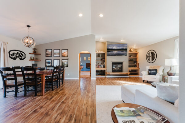 929 NE Lena - Small-4