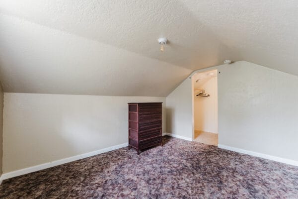 51332 Preble Way - Small Size-33