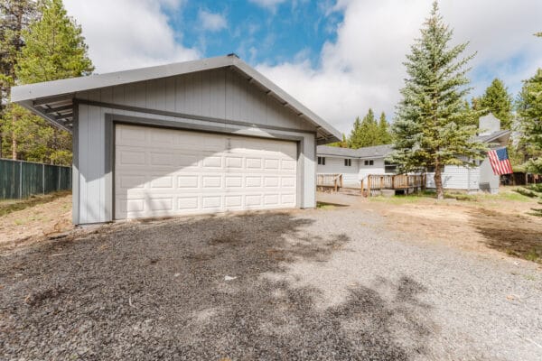 52643 Center Dr, La Pine Full Size-30