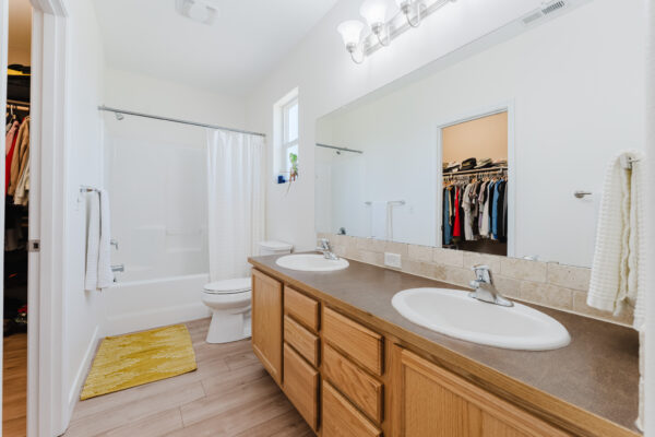 623 Glencoe Bend - Small Size-29