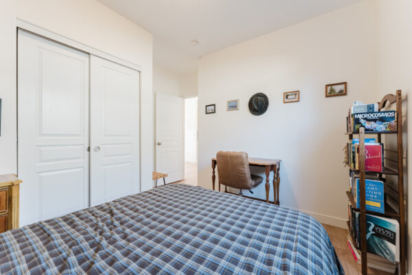 623 Glencoe Bend - Small Size-35