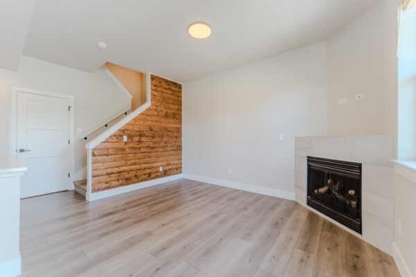 63087 Boyd Acres Small Size-16