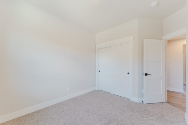 63087 Boyd Acres Small Size-28