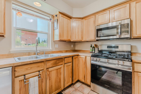 61055 Borden - Small-04
