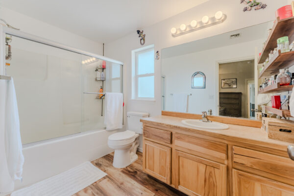 61055 Borden - Small-14