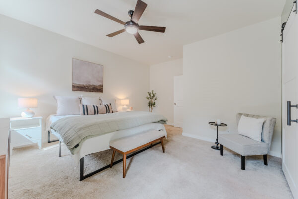 640 SE Reed Market - Small Size-21