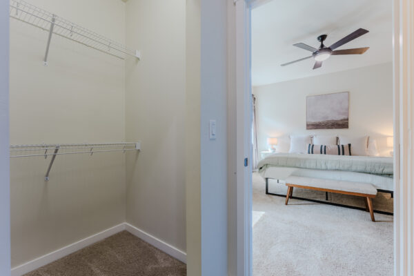 640 SE Reed Market - Small Size-23