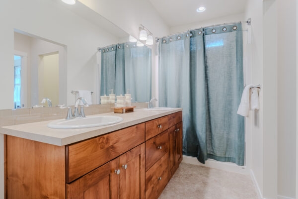 640 SE Reed Market - Small Size-25