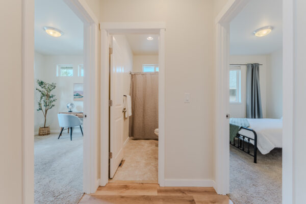 640 SE Reed Market - Small Size-28