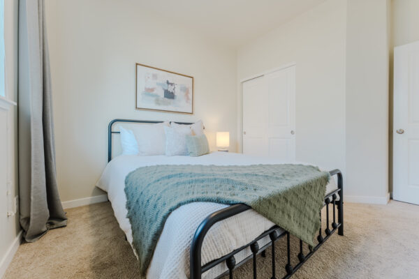 640 SE Reed Market - Small Size-30