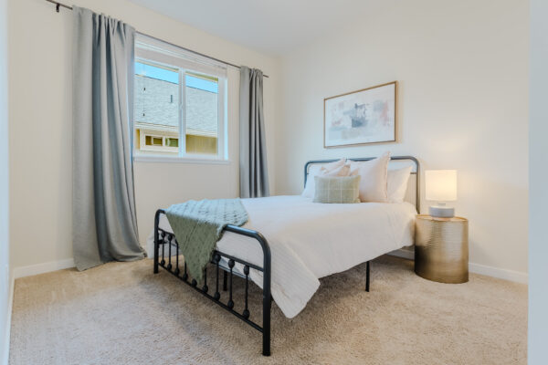 640 SE Reed Market - Small Size-31