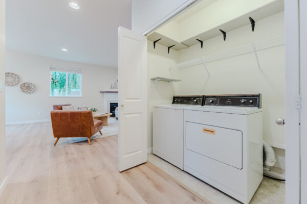 640 SE Reed Market - Small Size-39