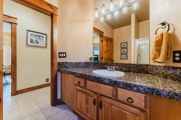 60800 River Bluff Trl Small (37 of 88)