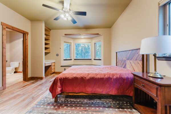 60800 River Bluff Trl Small (50 of 88)