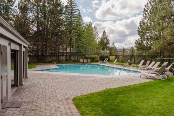 60800 River Bluff Trl Small (84 of 88)